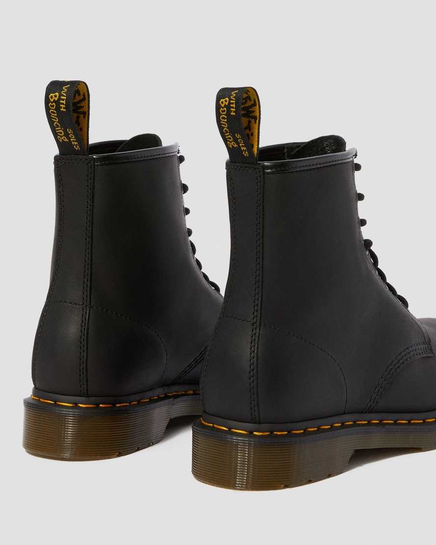 sorte dr martens 1460 greasy herrestøvler med snørebånd
