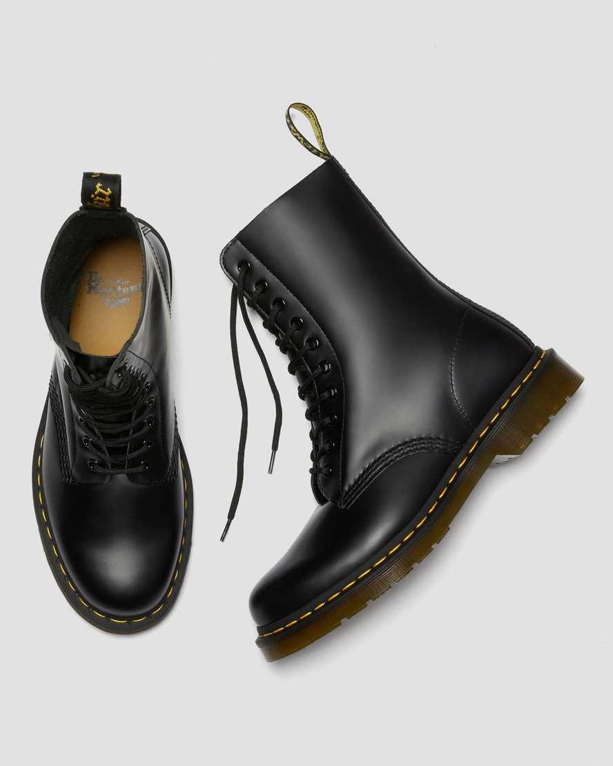 sorte dr martens 1490 smooth herrestøvler mellem lægben