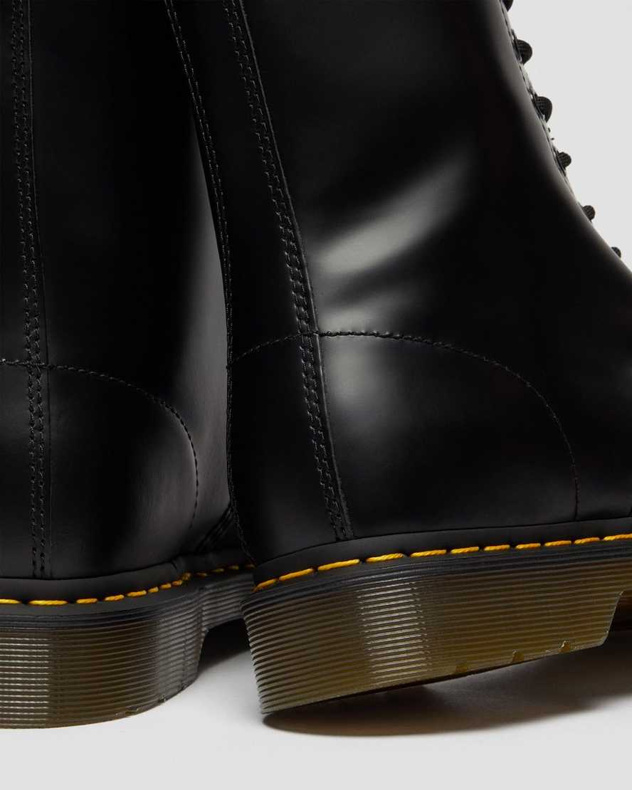 sorte dr martens 1490 smooth herrestøvler mellem lægben