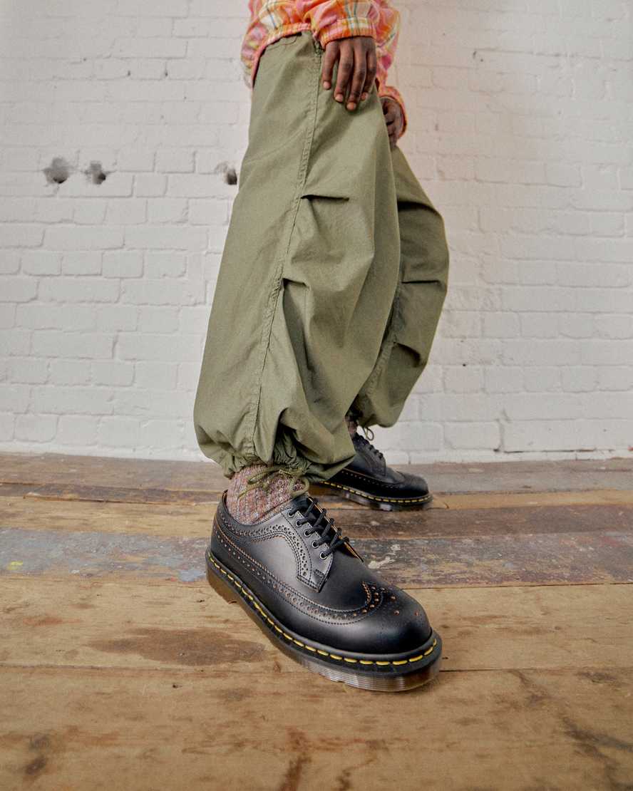 sorte dr martens 3989 vintage made in england herre brogue sko