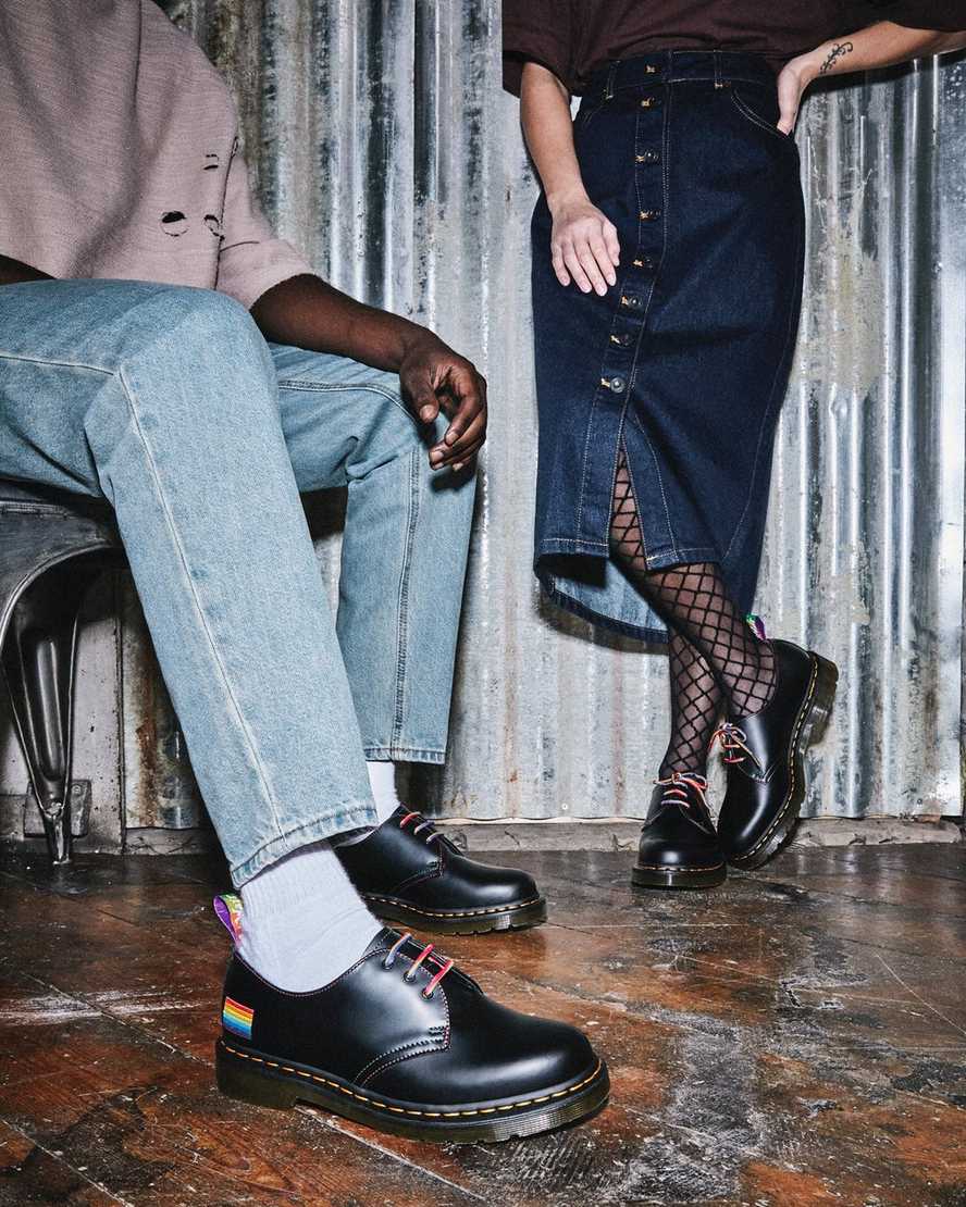 dr. martens 1461 for pride smooth oxford sko til herrer i sort