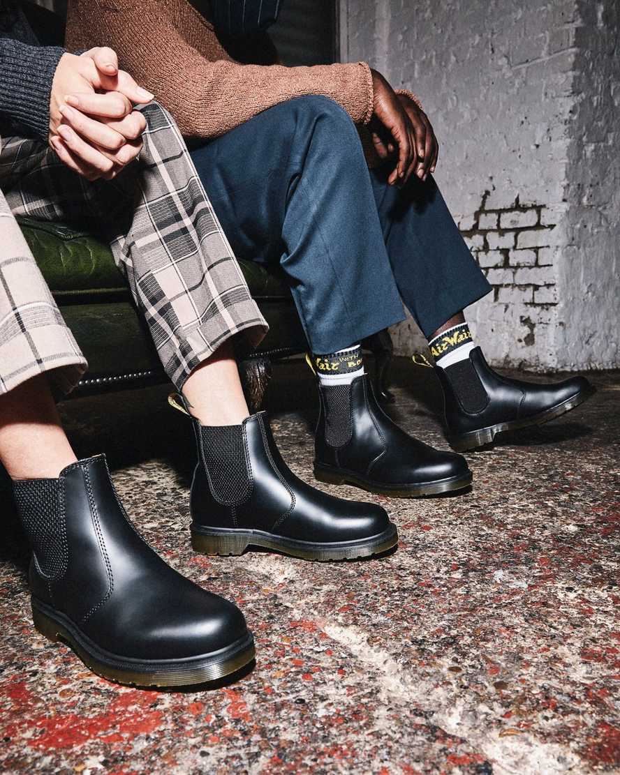 sorte dr martens 2976 smooth dame chelsea støvler