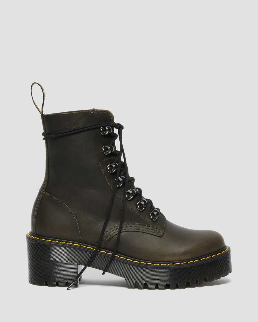 brune dr martens leona damestøvler med hæl