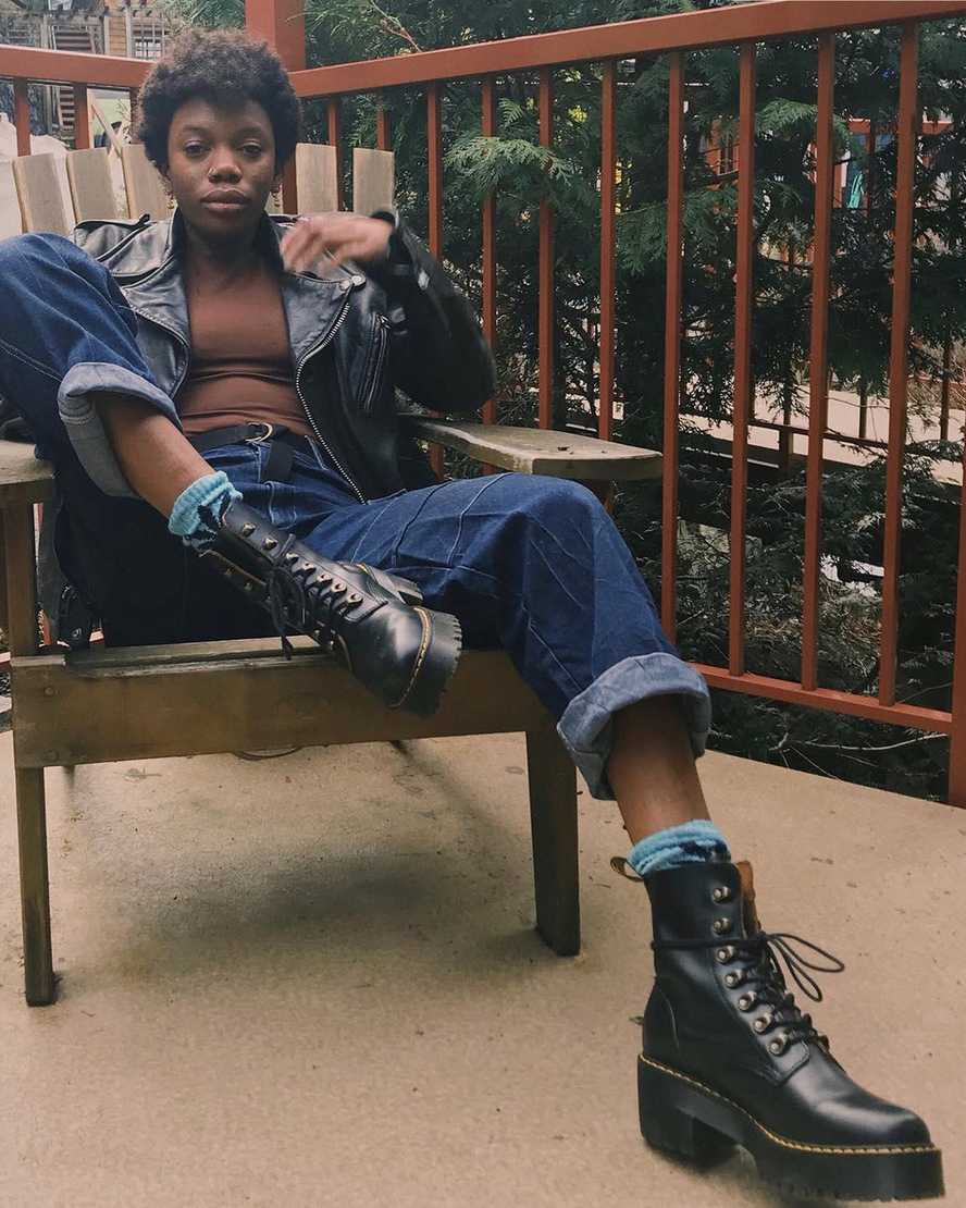 sorte dr martens leona vintage smooth damestøvler med hæl