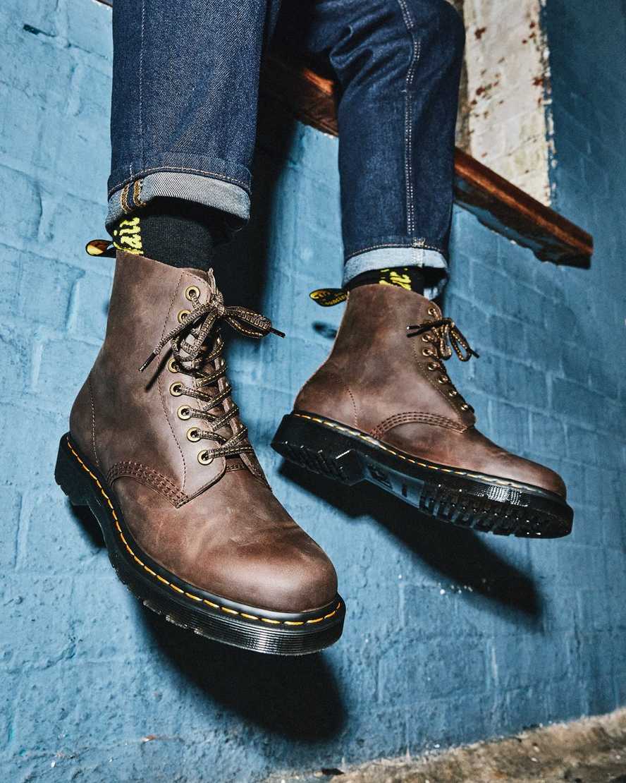 mørkebrune dr martens 1460 pascal damestøvler med snørebånd