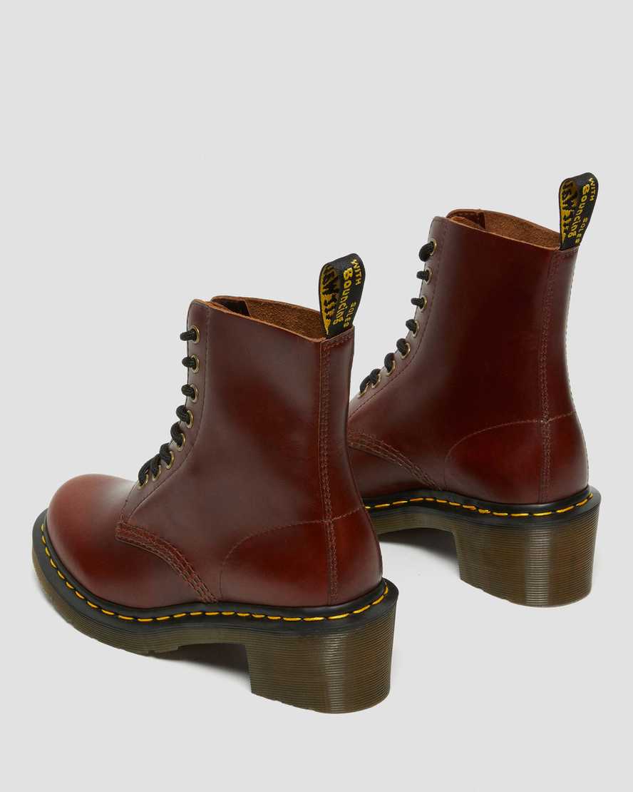 brune dr martens clemency heeled damestøvler med snørebånd