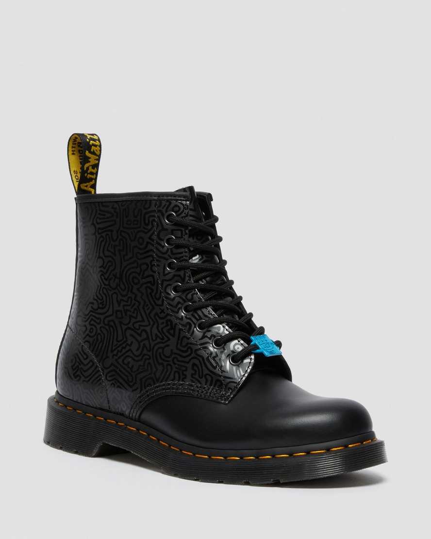 sorte dr martens keith haring 1460 smooth damestøvler med snørebånd