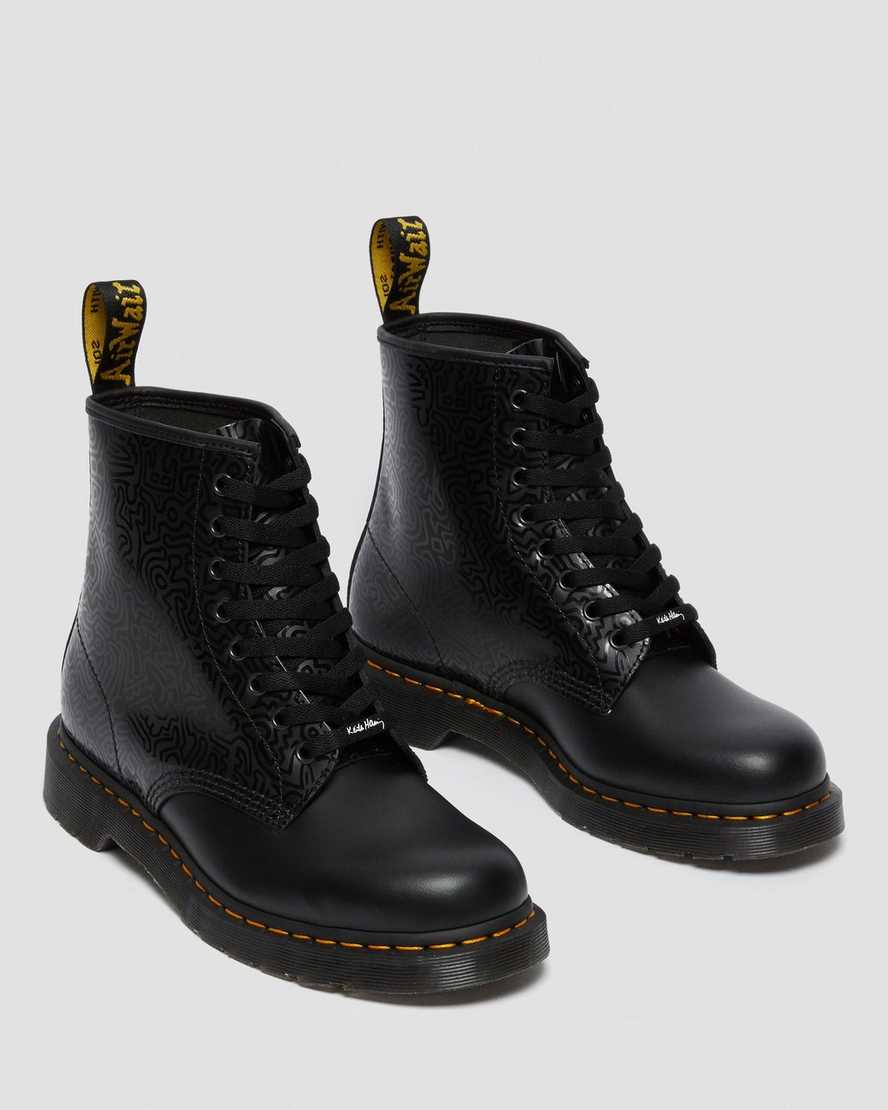 sorte dr martens keith haring 1460 smooth damestøvler med snørebånd