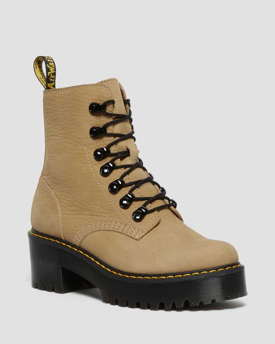 brune dr martens leona damestøvler med snørebånd
