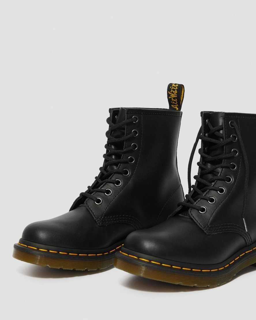 sorte dr martens 1460 nappa damestøvler med snøre