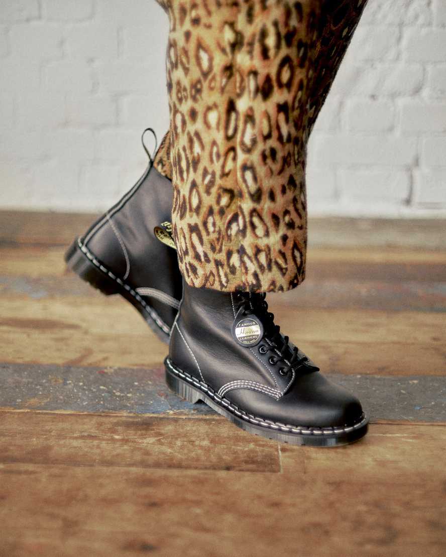 sorte dr martens 1460 pascal cavalier damestøvler med snørebånd