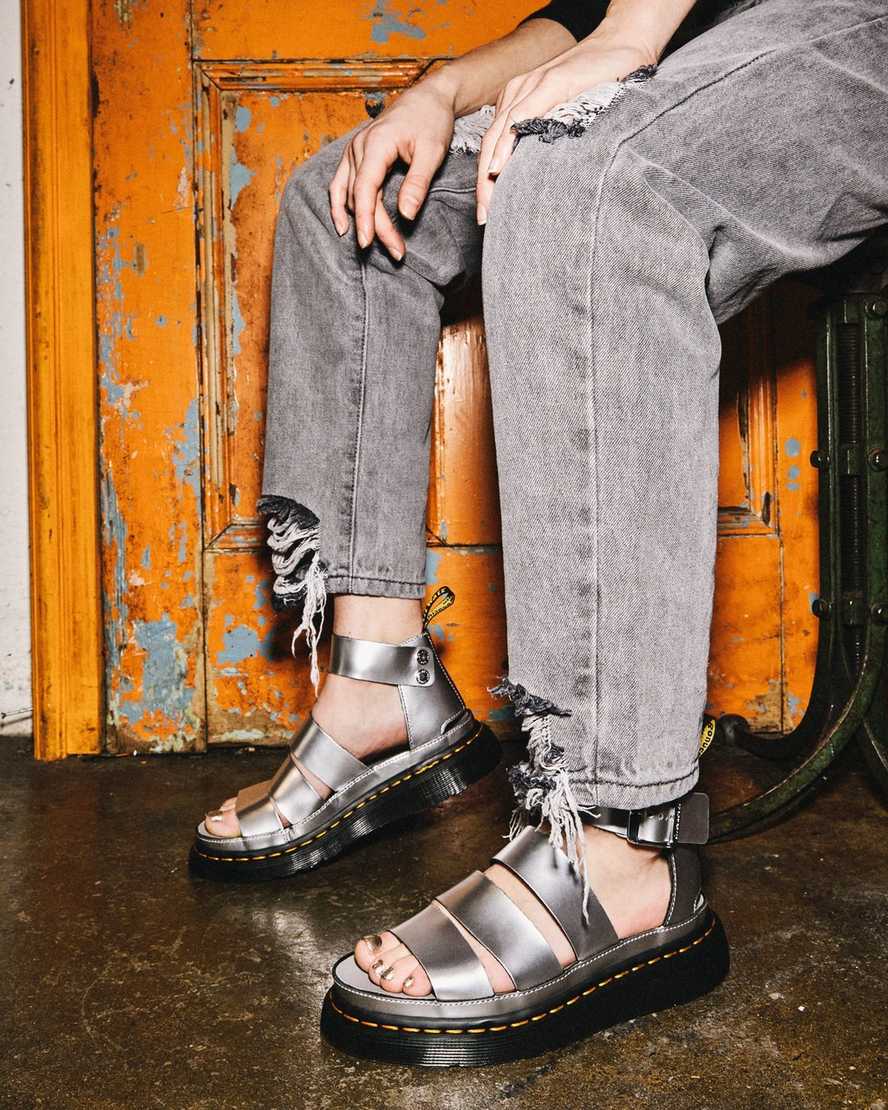 sølv dr martens clarissa ii metallic damesandaler