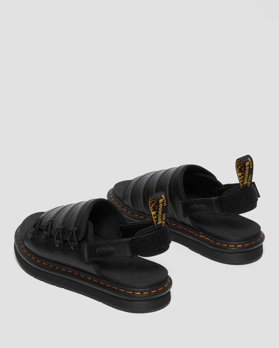 sorte dr martens mura suicoke damesandaler