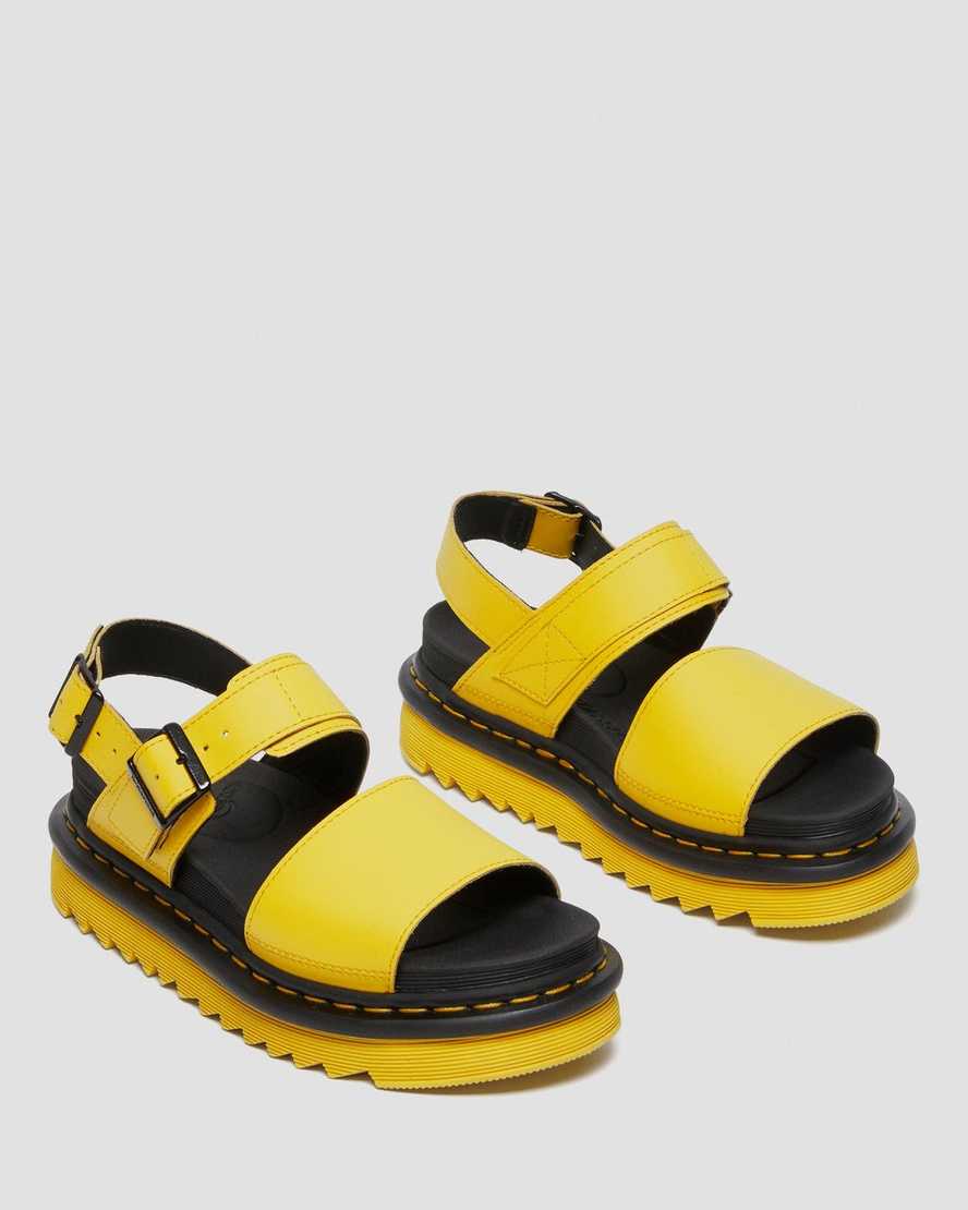 gule dr martens voss dame sandaler med rem