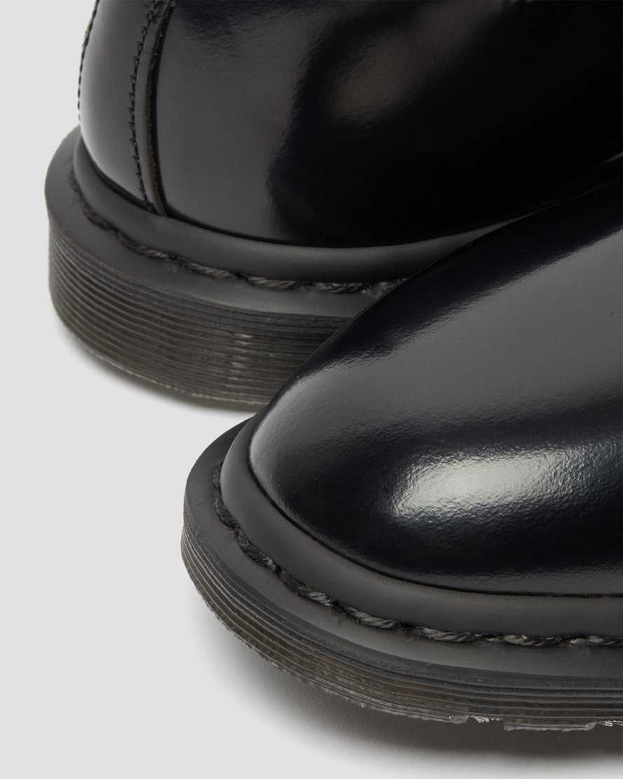 sorte dr martens archie ii smooth damesko med snørebånd