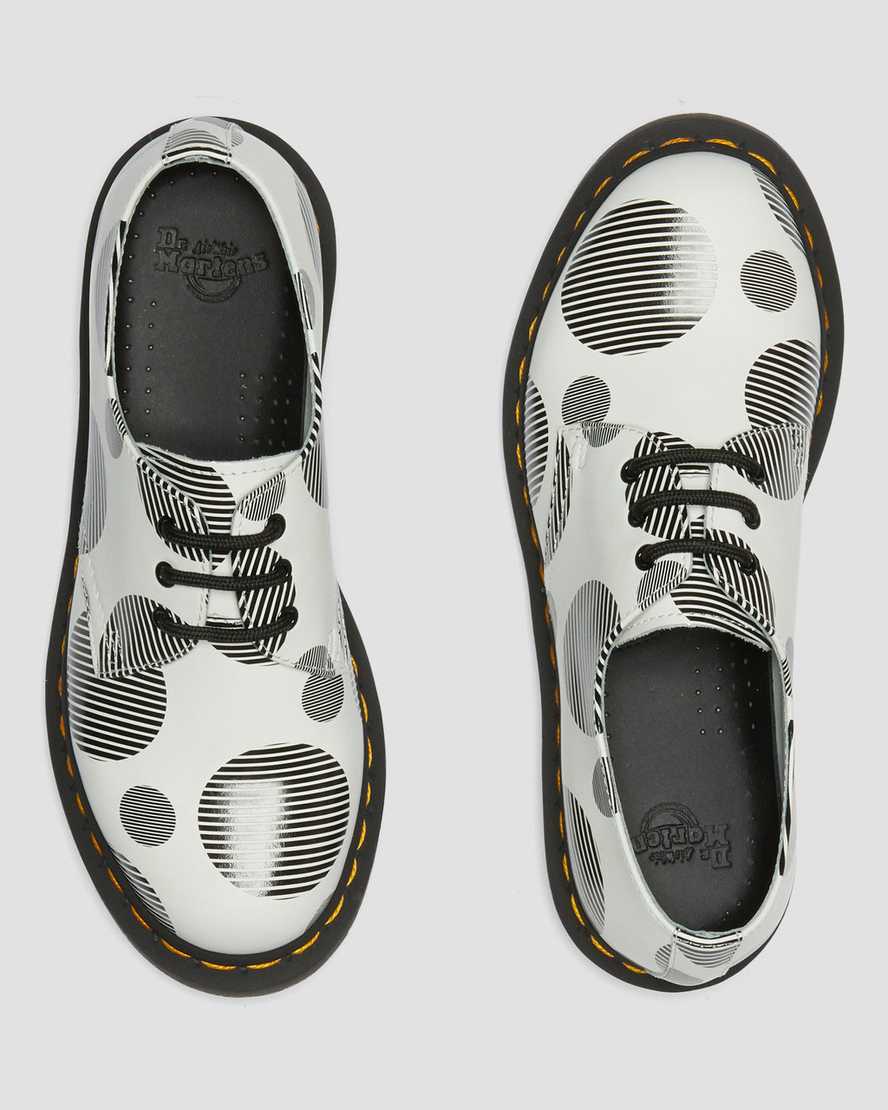dr martens 1461 polka dot smooth oxford sko til kvinder i hvid og sort